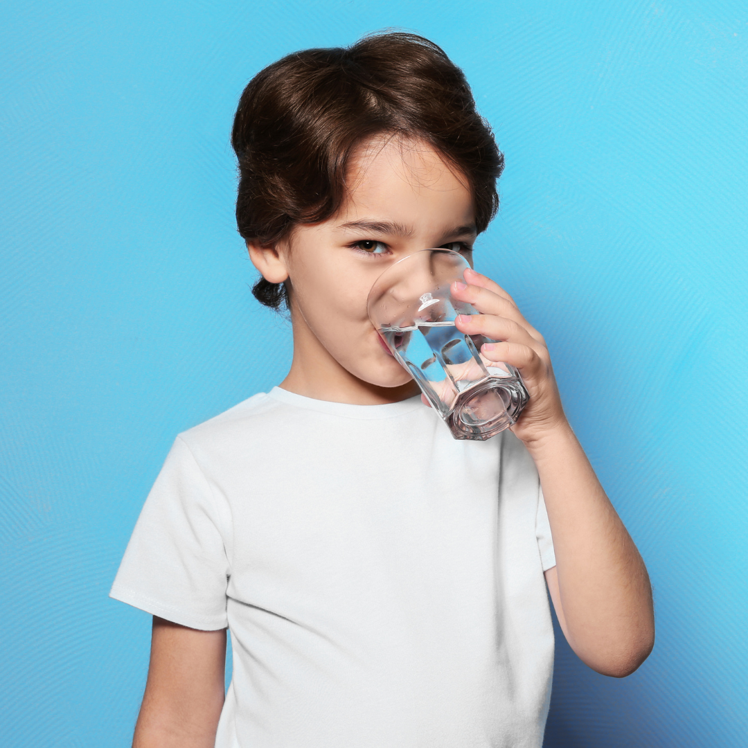 dzieci powinny pić wodę
