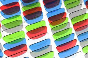 Lecznicza moc kolorowych szkiel 300x200