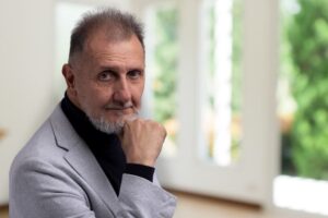 Dr Hubert Czerniak wywiad M 1 300x200