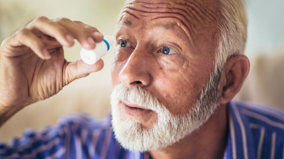 Krople z karnozyna 990x556