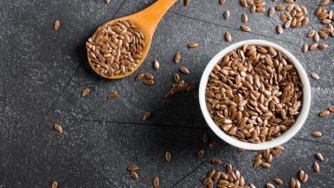 Siemie lniane nasiona lnu superfood pojecie zdrowej zywnosci ekologicznej 470x264