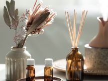 Kompozycja spa z kadzidlem nawilzaczem powietrza i olejkami aromatycznymi 215x161