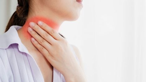 domowe sposoby na zapalenie krtani