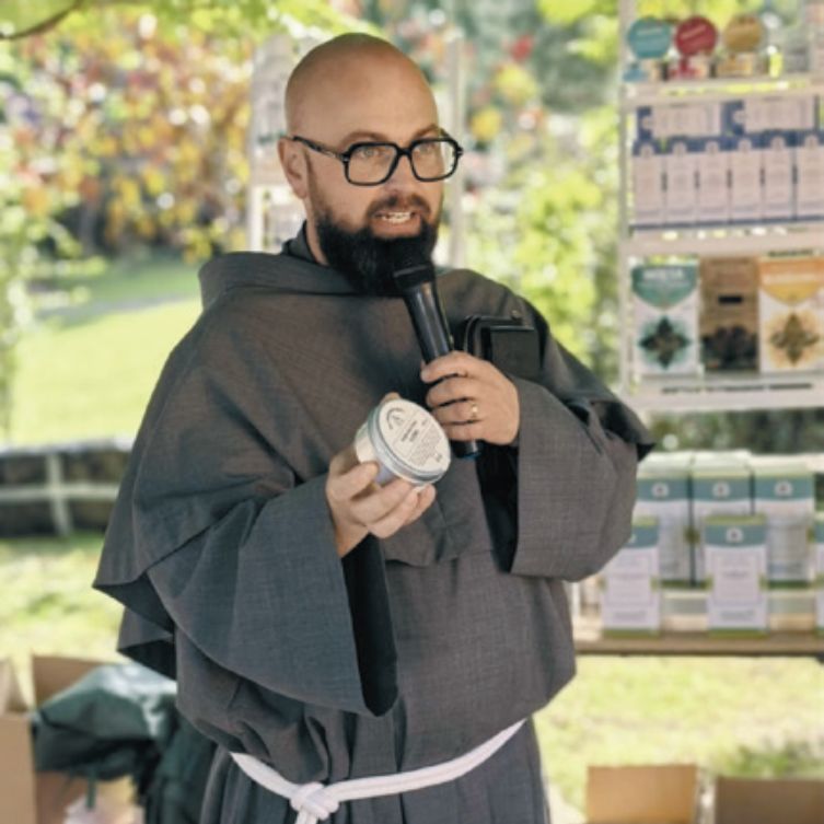 O  TOMASZ TEGOWSKI